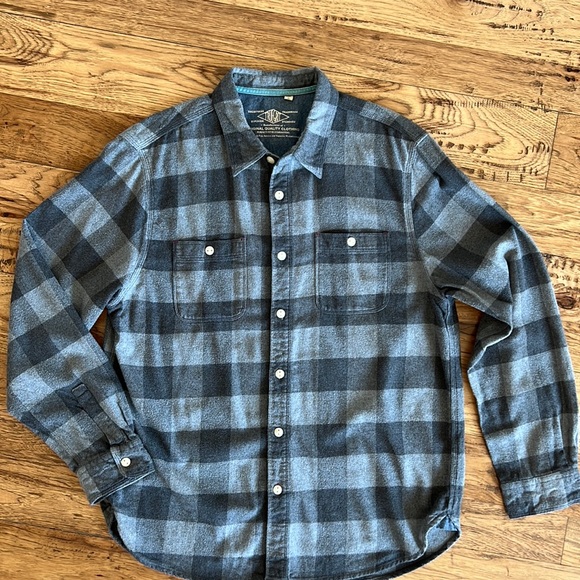 True Grit Gray Plaid Flannel Button Down XL - Picture 2 of 11